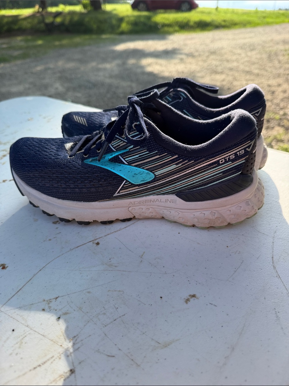 Brooks Women's Navy and Teal GTS 19 Running Shoes - Picture 3 of 6